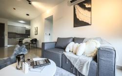 Elegant Home 9pax 10min to TRX Mall by Nexx Field