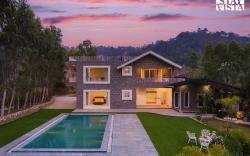 StayVista at Silver Slopes w/outdoor pool