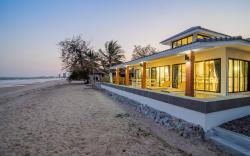 C-Sand Private Beachfront House