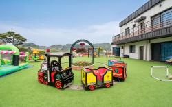 Gapyeong Pinetree Kids Pool Villa