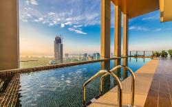 [RARE FIND Sky Infinity Pool] 4 pax, 2 Rooms