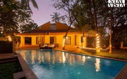 Eden's Estate by StayVista - Featuring cozy rooms with a private pool, and modern interiors for a de