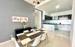 The Azure Paradigm Mall 2 Bedroom Apartment by Sleepy Bear