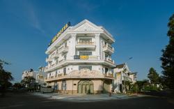 Sky Star Hotel