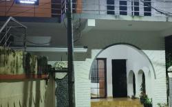 Tess Holistay Room No 5 with balcony 