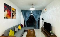 Cozy 2B1R condo forest city
