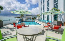 Hotel Dello Ft Lauderdale Apt, Tapestry Collection by Hilton