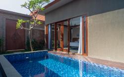 Serenia Villas Amed