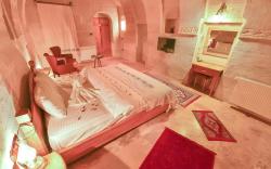 Mosaic Cave Hotel