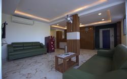 No 7 Grandeur 