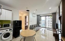 1,5 BR Vinhomes Dcapitale swimming pool view