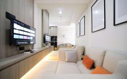 Good 1BR at Grand Sungkono Lagoon Apt By Travelio