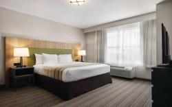Country Inn & Suites by Radisson, Green Bay East, WI