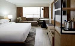 Sheraton Montreal Airport Hotel