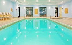 Holiday Inn Express Hotel & Suites Latham By IHG