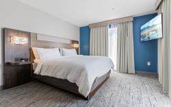 Holiday Inn Express Hotel & Suites Starkville By IHG