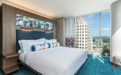 Aloft Austin Downtown