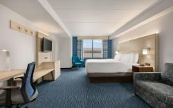 Holiday Inn Express Hotel & Suites Norfolk Airport By IHG