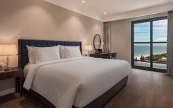Luxury Apartment in Altara building 