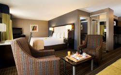 Holiday Inn & Suites Mississauga West / Meadowvale By IHG