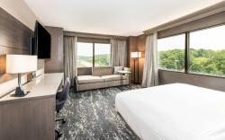 Pittsburgh Airport Marriott