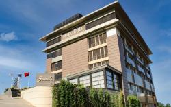 Hilly Hotel