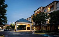 Courtyard Springfield