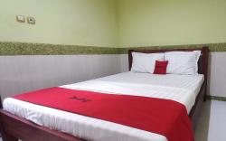 RedDoorz Syariah near Bypass Krian