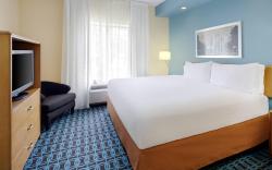 Fairfield by Marriott Inn & Suites Austin-University Area