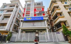 FabHotel New Annapurna Plaza - Nr. Axis Mall