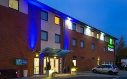 Holiday Inn Express Bedford By IHG