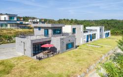 Luxury poolvilla dayhouse