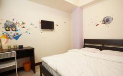Alohas Hong Kong Hostel