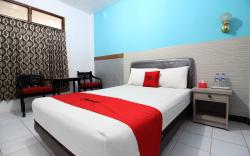 RedDoorz Plus Syariah near Lempuyangan Station 3