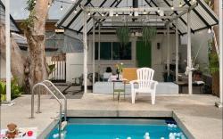 BanRubLom Farmhouse, Rayong, Private Swimming Pool