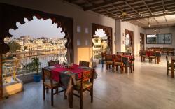 DERA PICHOLA- A Lake Facing Boutique Hotel