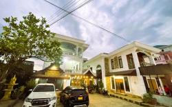 Vang Vieng Walking Street Hotel