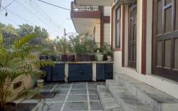 Hotel O Sai Guest House Near Omaxe Celebration Mall