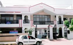 Hotel New Bakshi House