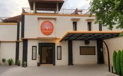 MAHESTU HOTEL