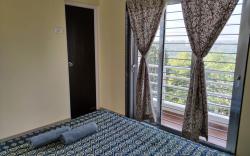 Sea View home stay- Hilltop