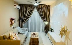 Cozy 2B1R condo forest city