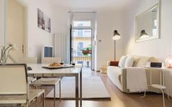 Charming Sempione Apartment