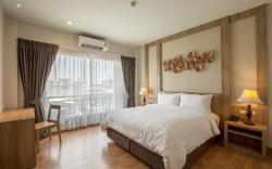 Civilize Hotel