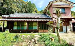 Sameura Home with organic garden