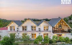 StayVista at SilverSpring Cottage