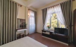 Hotel Phát Lợi - Thỏa sức cùng thiên nhiên 
