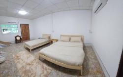 Safe House café and homestay #2