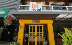 1M Hotel