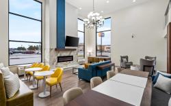 Comfort Inn & Suites Salt Lake City I-80 I-15 Downtown